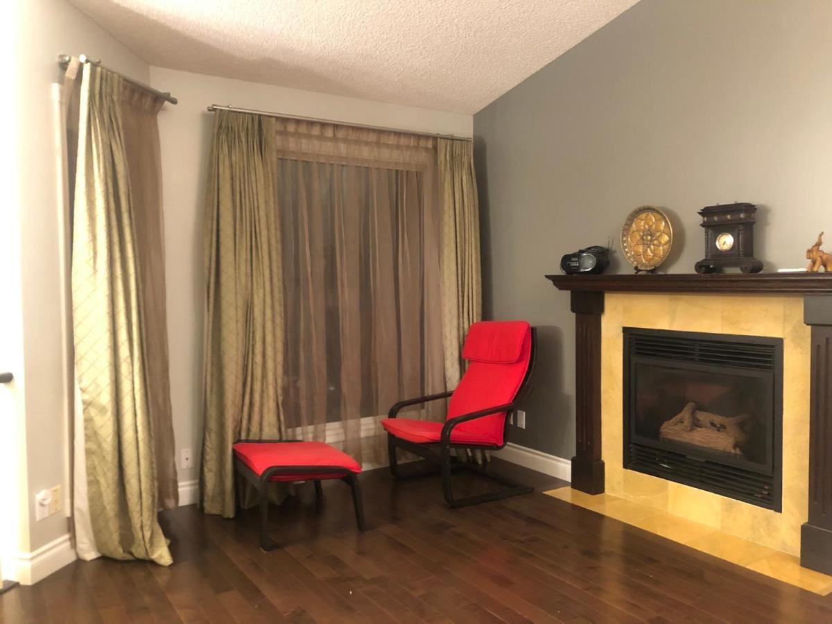 Citadel Cozy Quilt Private Bedroom YYC Kültér fotó