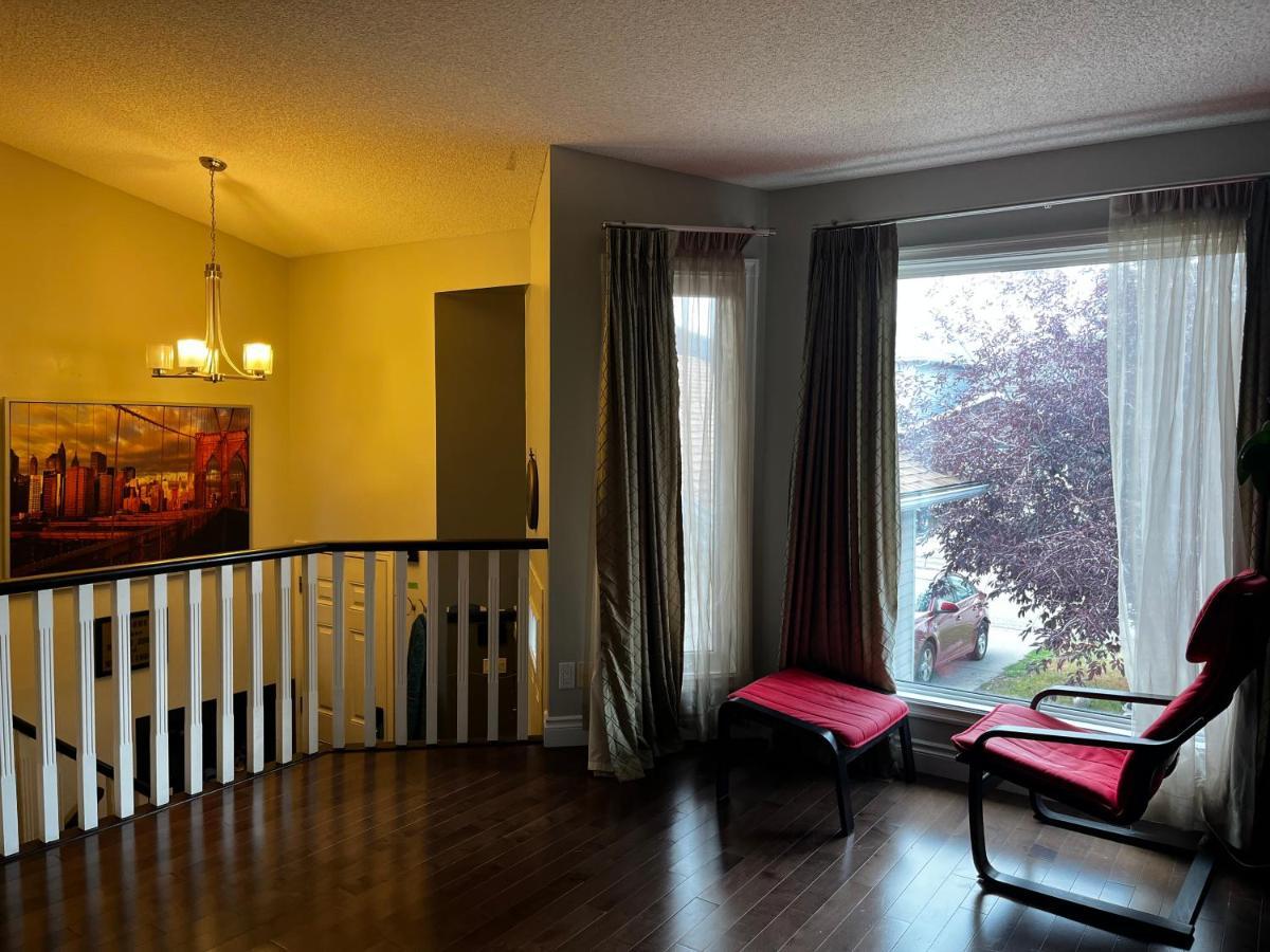 Citadel Cozy Quilt Private Bedroom YYC Kültér fotó